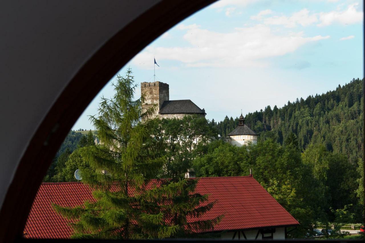Pensjonat Czardasz Niedzica Zamek Exteriör bild